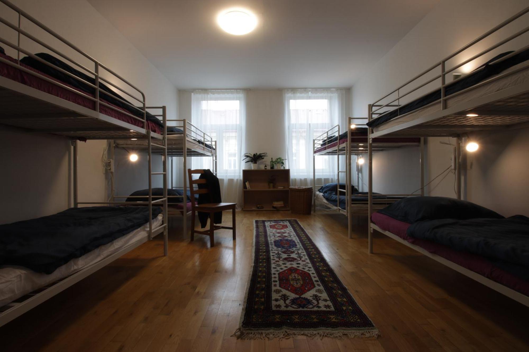 In Hostel Praha Bagian luar foto