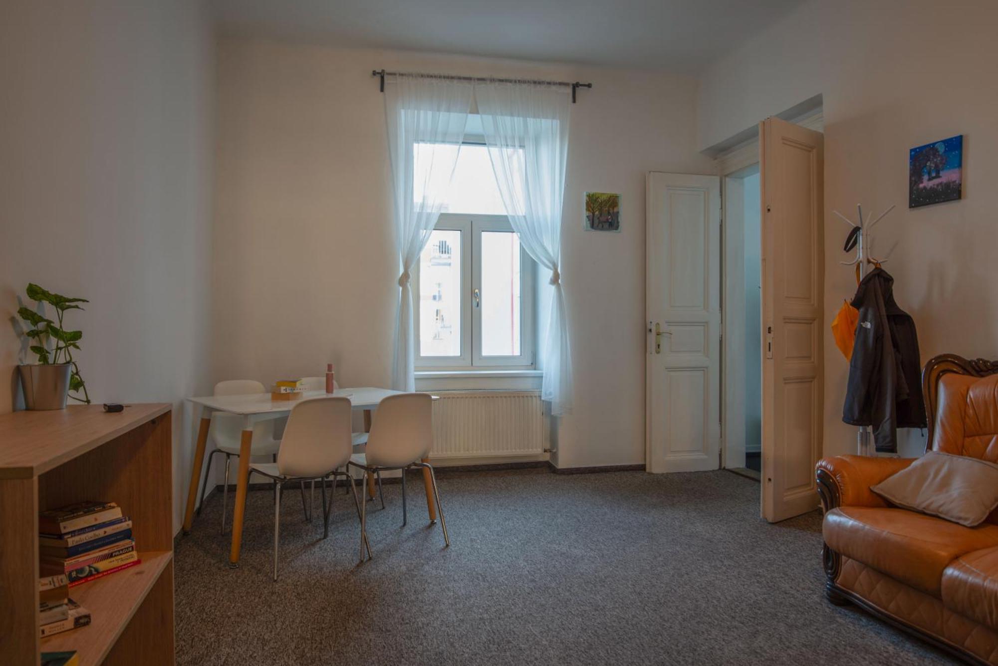In Hostel Praha Bagian luar foto